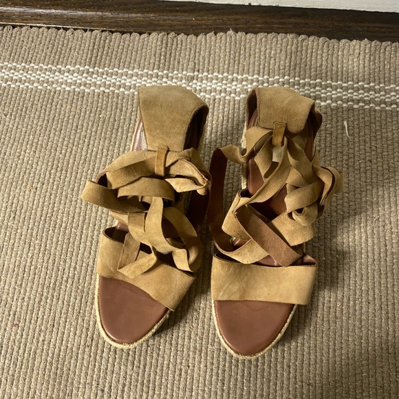 H&M faux Suede Wedge Espadrilles | Size 9 - Picture 3 of 3